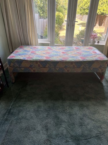 Single bed with pull - single,