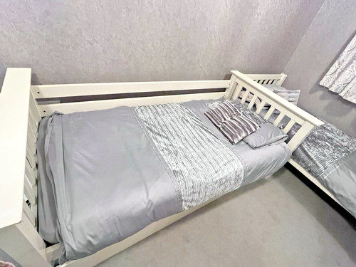 Kids bunk bed with - kids, out